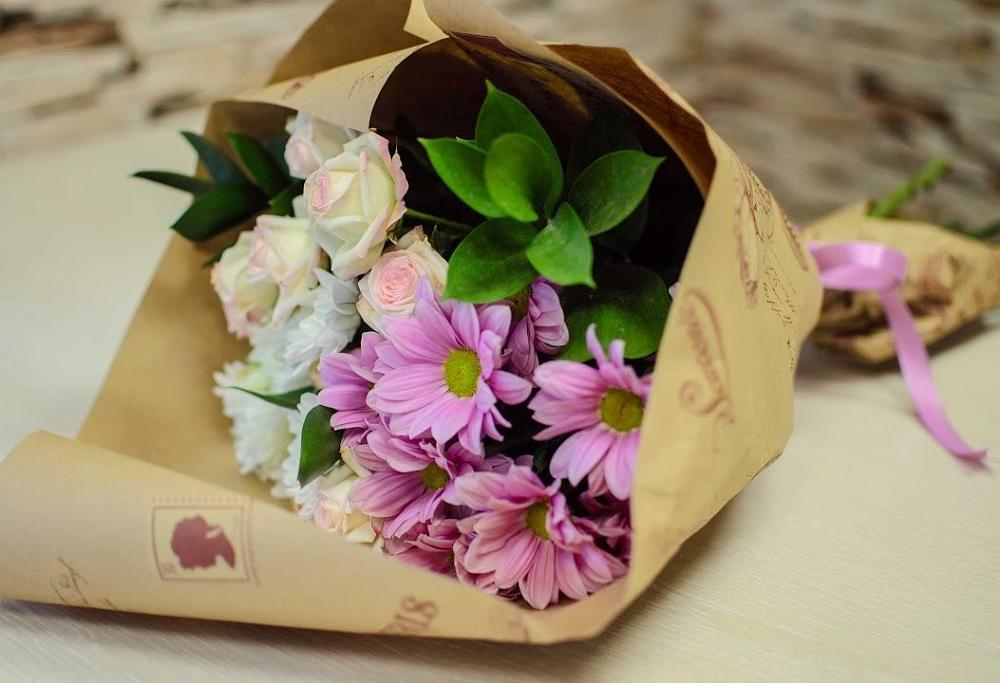 Букет цветов из: Розы и Хризантемы в Благовещенске Республики Башкортостан