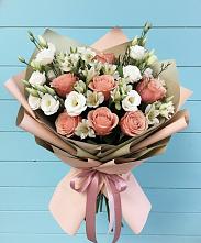 Букет цветов из:  Розы, Альстромерии и Лизиантусы в Благовещенске Республики Башкортостан
