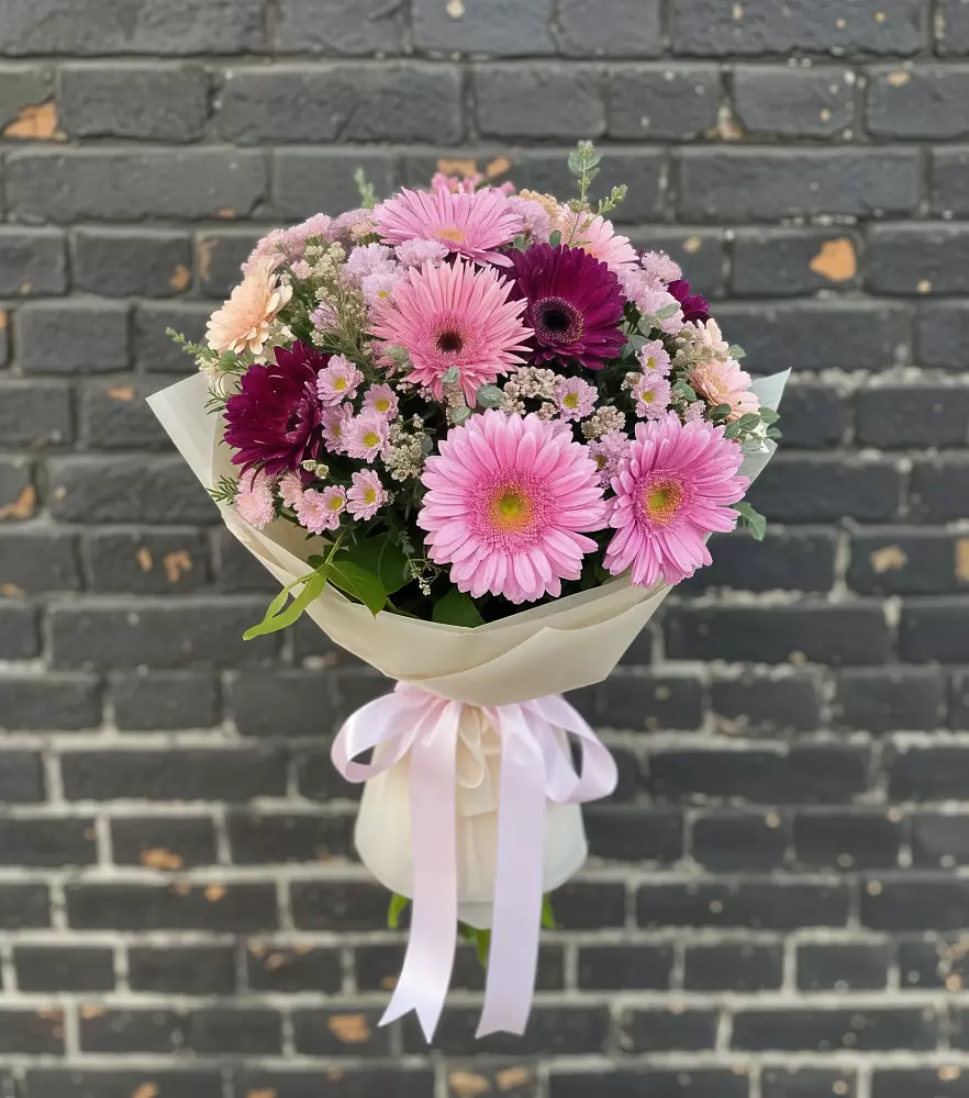 Букет цветов из: Герберы и Хризантемы в Благовещенске Республики Башкортостан