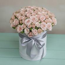 Цветочная композиция из Розы в шляпной коробке в Благовещенске Республики Башкортостан