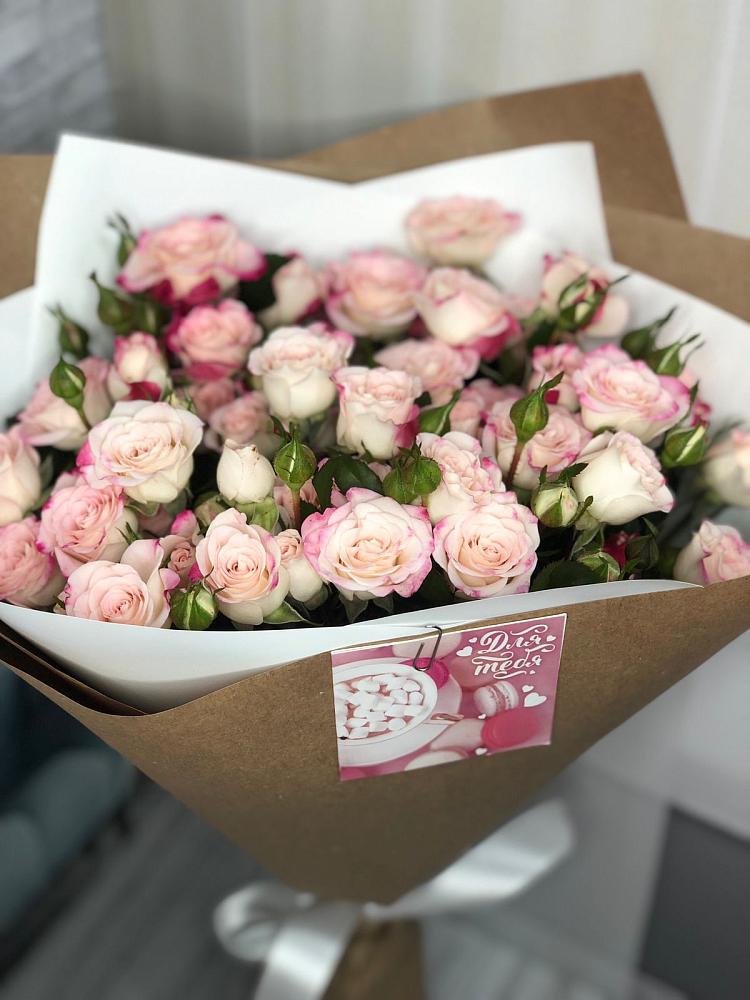 Букет цветов из: Розы в Благовещенске Республики Башкортостан