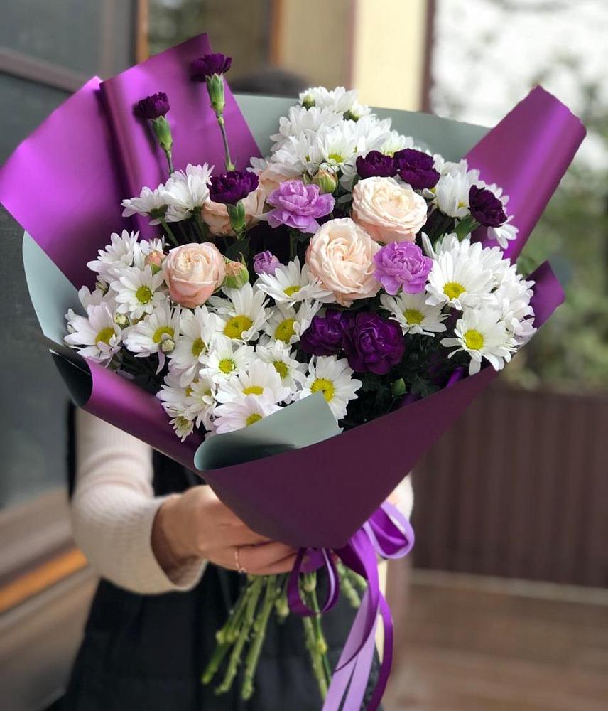 Букет цветов из: Хризантемы, Гвоздики и Розы в Благовещенске Республики Башкортостан