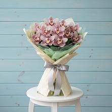 Букет цветов из:  Орхидеи и Розы в Благовещенске Республики Башкортостан