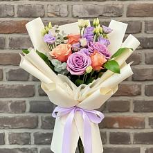 Букет цветов из:  Лизиантусы и Розы в Благовещенске Республики Башкортостан
