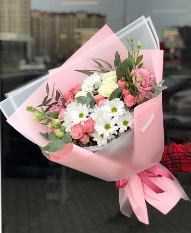 Букет цветов из: Розы, Лизиантусы и Хризантемы в Благовещенске Республики Башкортостан